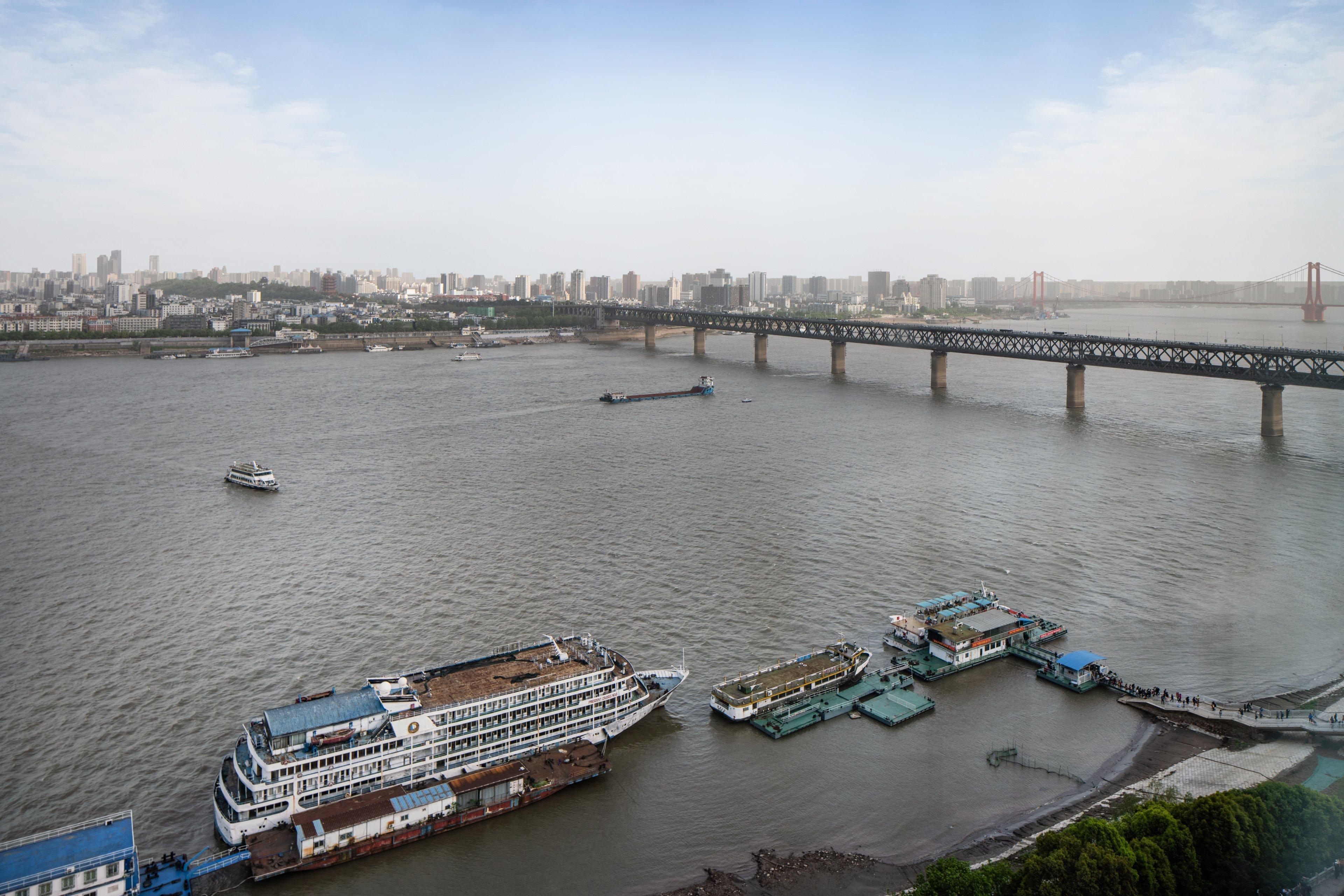 โรงแรม Riverside By Ihg 4*