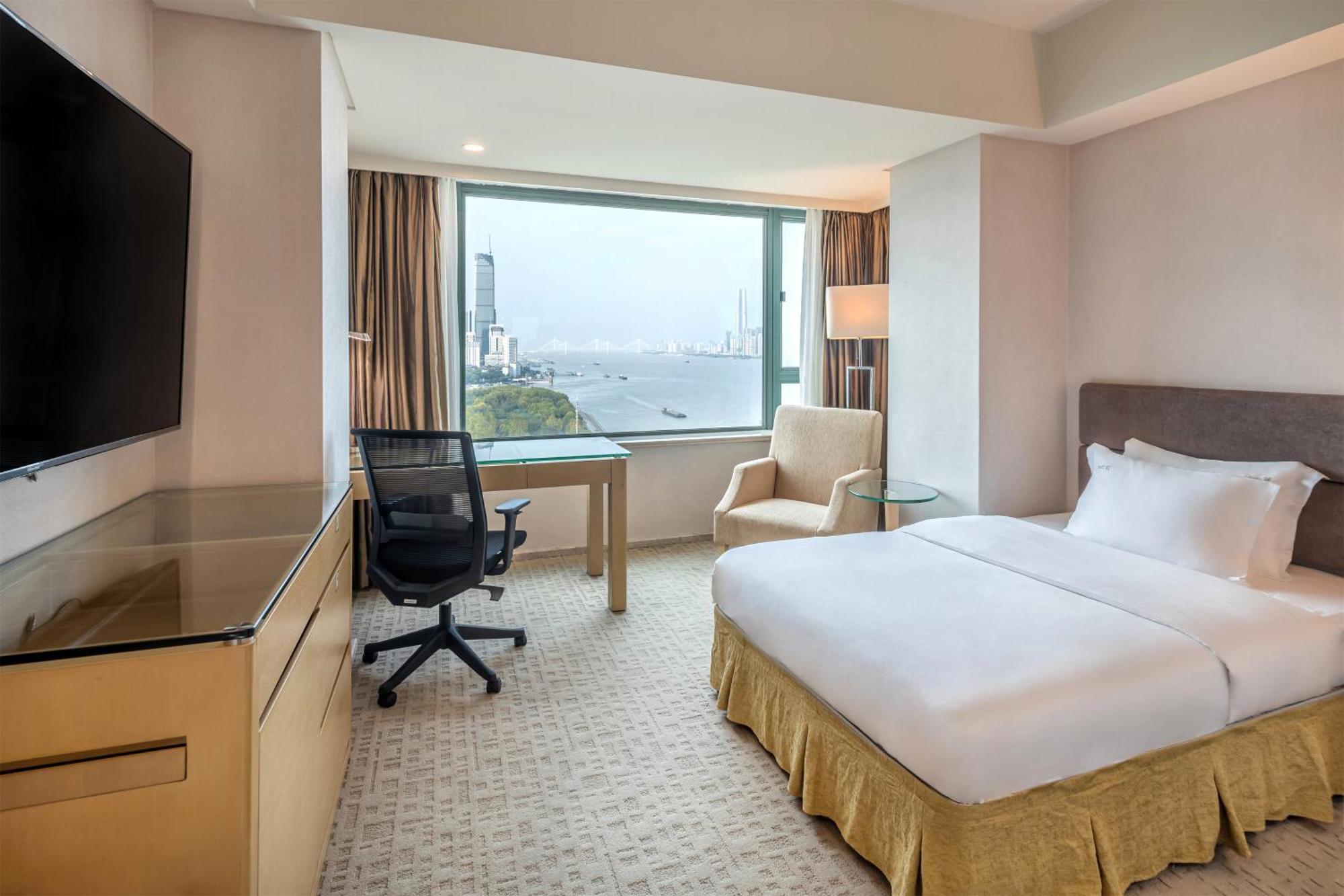 โรงแรม Riverside By Ihg
